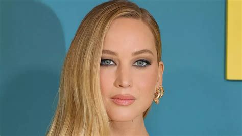 j law nude no hard feelings|Jennifer Lawrence stuns fans by getting NAKED in X